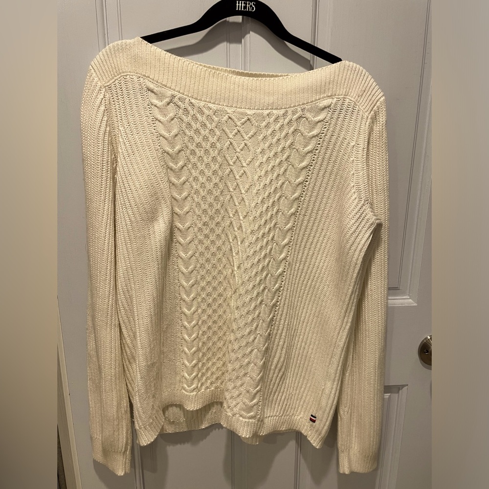Tommy Hilfiger cable knit boat neck sweater - medium